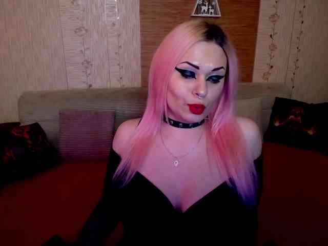 AnnessixReign webcam