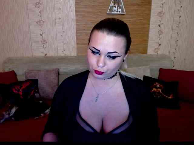 AnnessixReign webcam