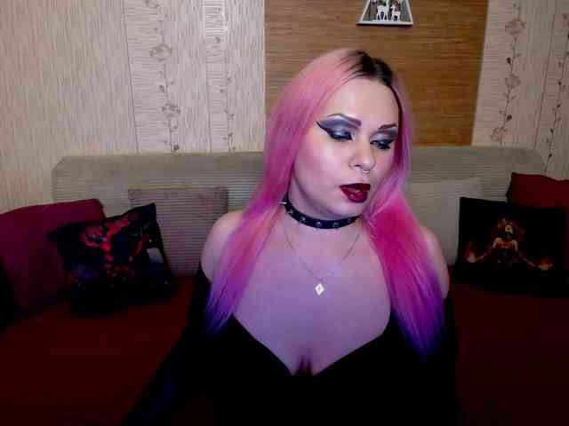 AnnessixReign webcam