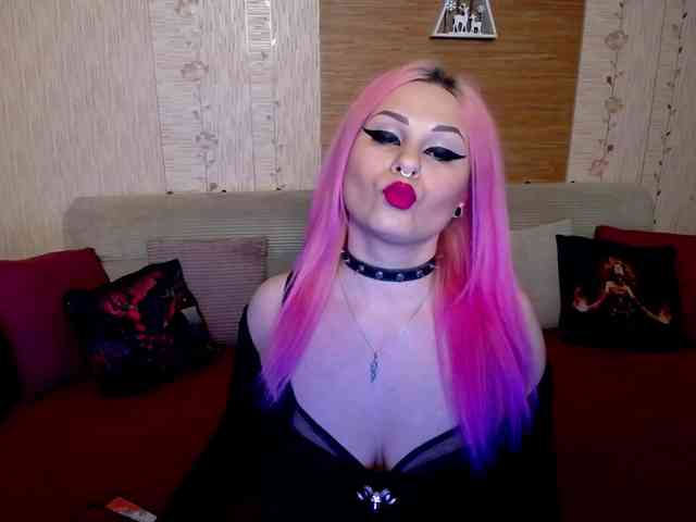 AnnessixReign webcam