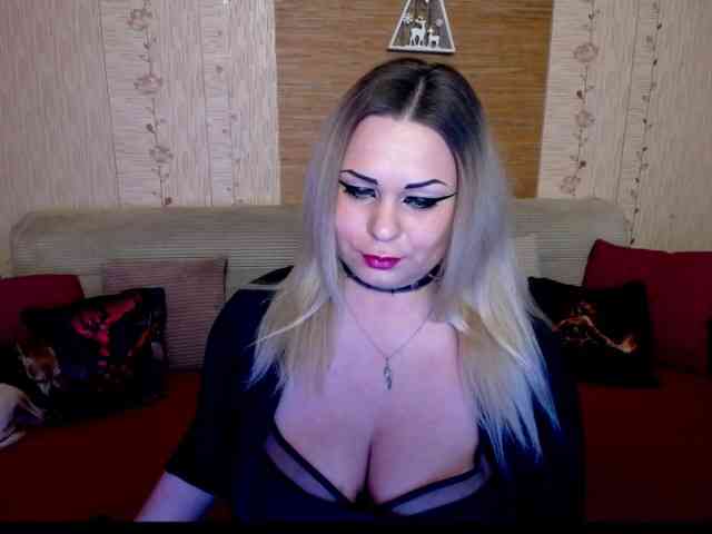 AnnessixReign webcam