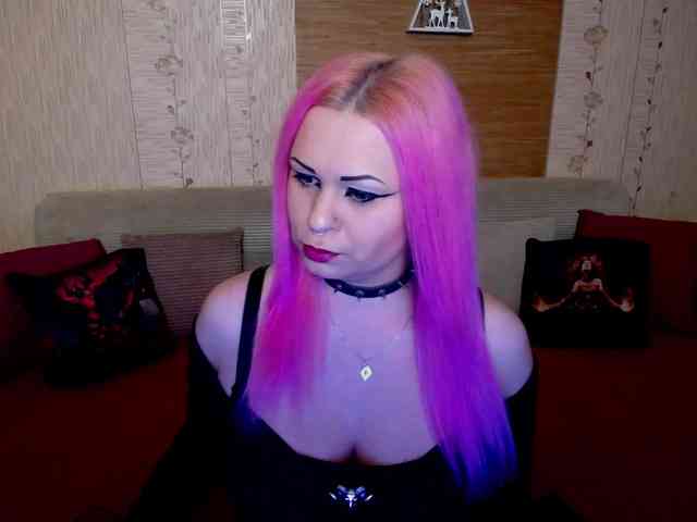 AnnessixReign webcam