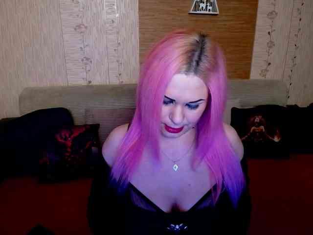AnnessixReign webcam