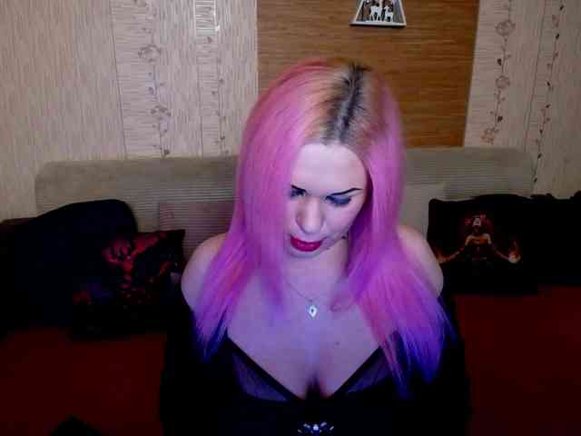 AnnessixReign webcam