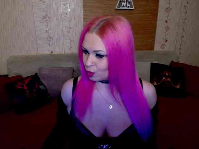 AnnessixReign webcam