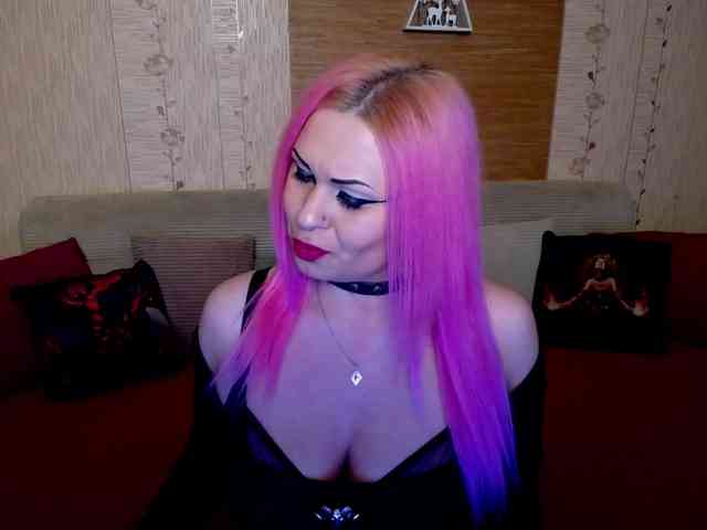 AnnessixReign webcam