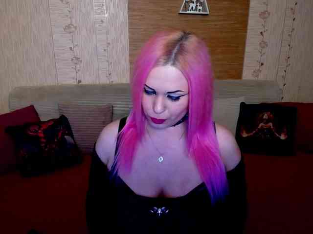 AnnessixReign webcam