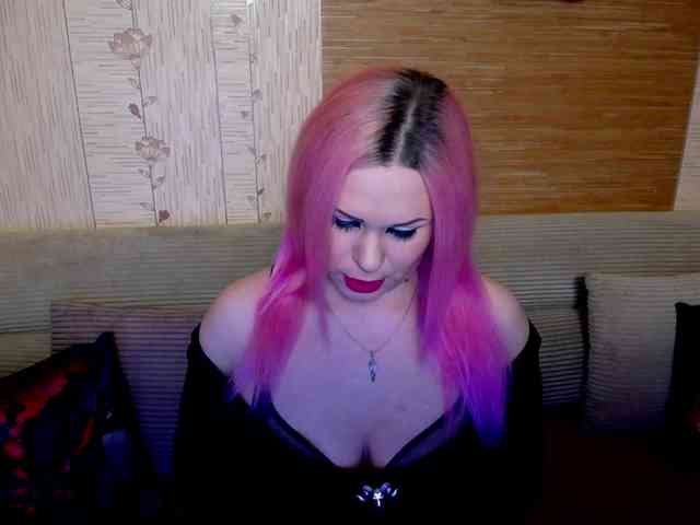 AnnessixReign webcam