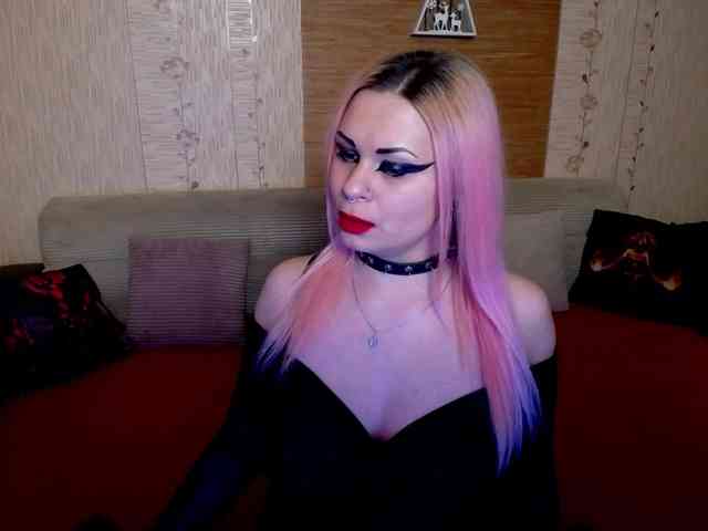 AnnessixReign webcam