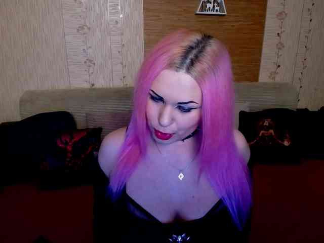 AnnessixReign webcam
