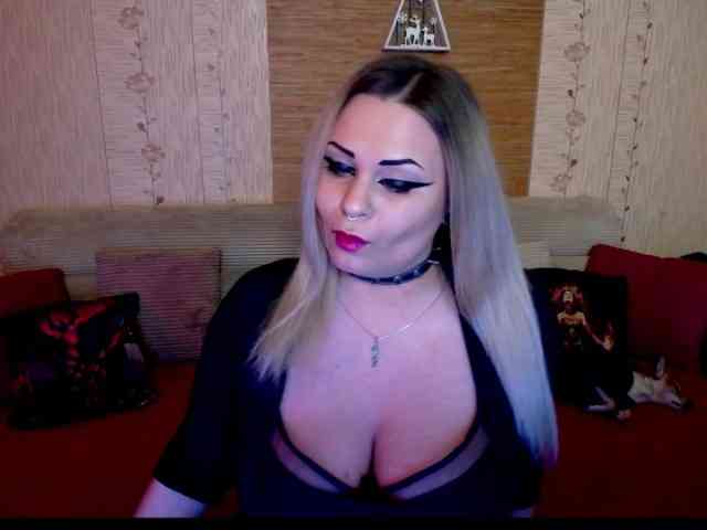 AnnessixReign webcam