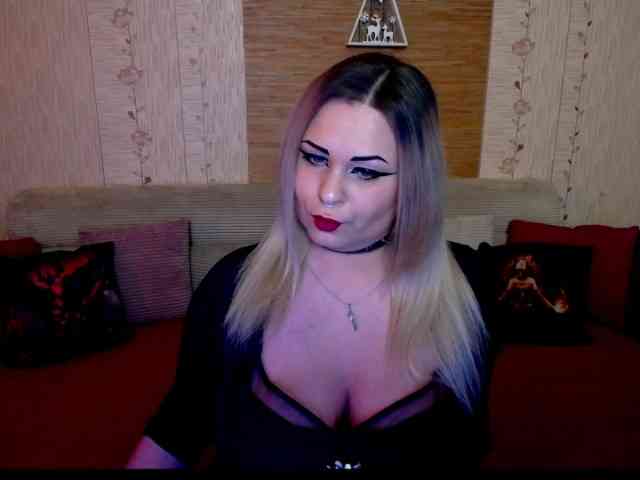 AnnessixReign webcam