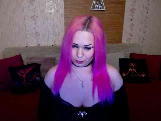 AnnessixReign webcam