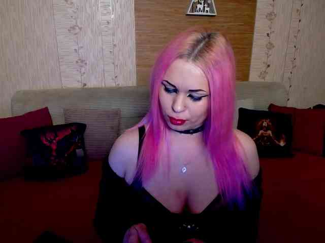 AnnessixReign webcam