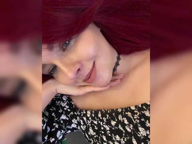 lova-mars from BongaCams