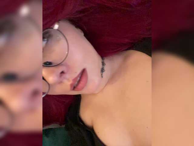 lova-mars's BongaCams show and profile