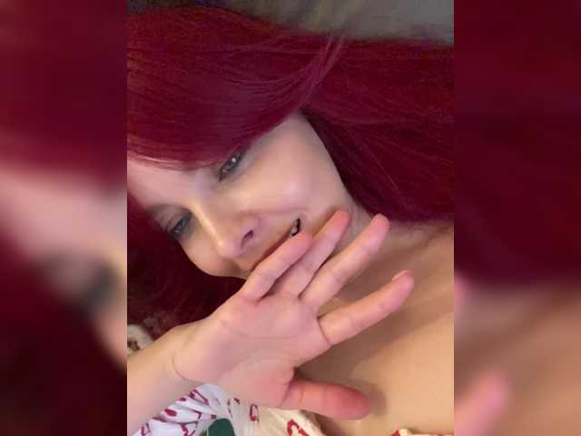 lova-mars from BongaCams