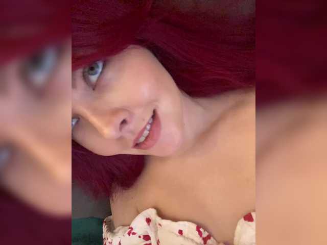 lova-mars from BongaCams