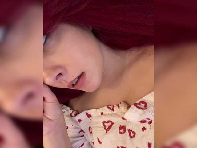 lova-mars from BongaCams