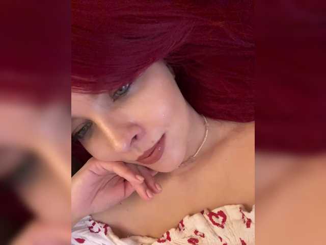 lova-mars from BongaCams