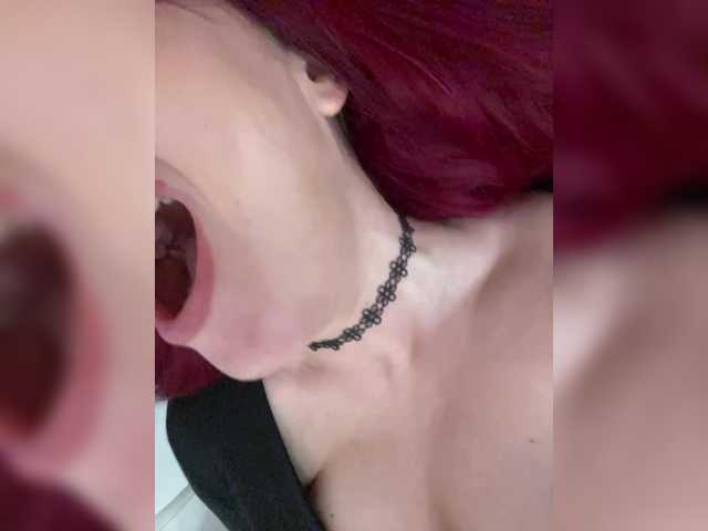 lova-mars's BongaCams show and profile