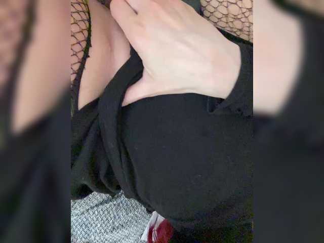 lova-mars's BongaCams show and profile