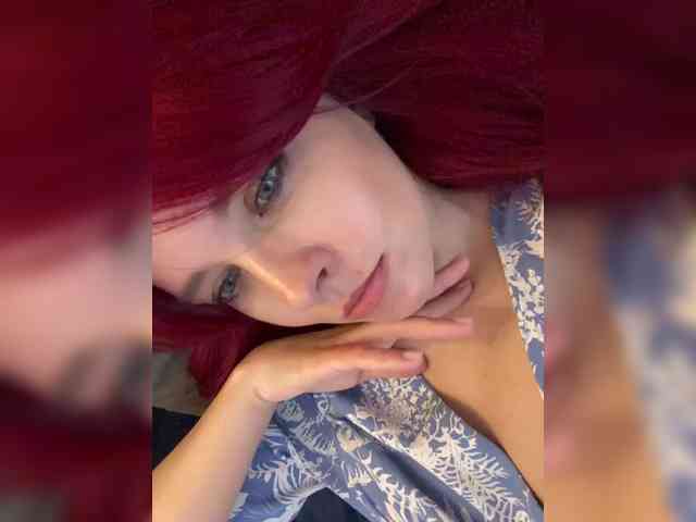 striptease webcam Lova-mars