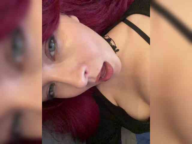 lova-mars Live Webcam on BongaCams