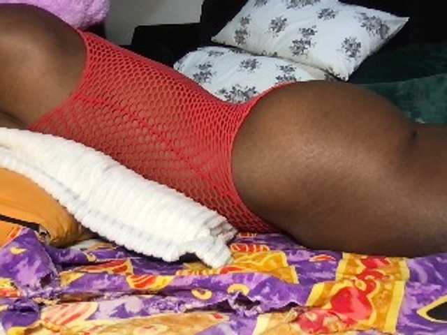 chocopetite's BongaCams show and profile