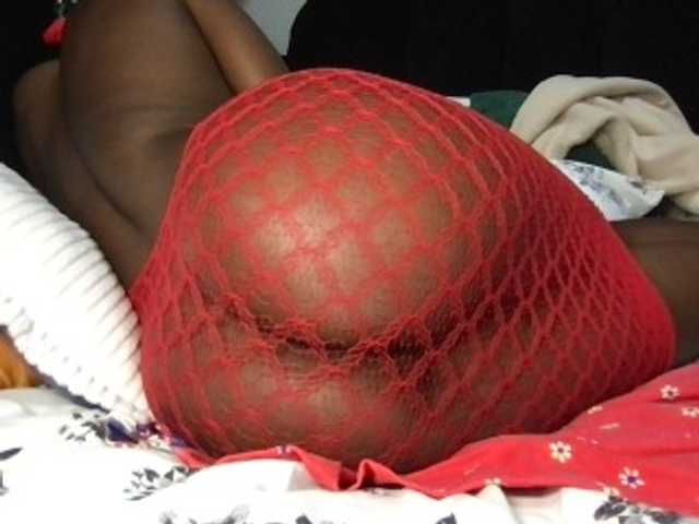 chocopetite's BongaCams show and profile