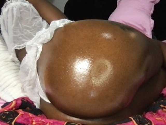 chocopetite's BongaCams show and profile