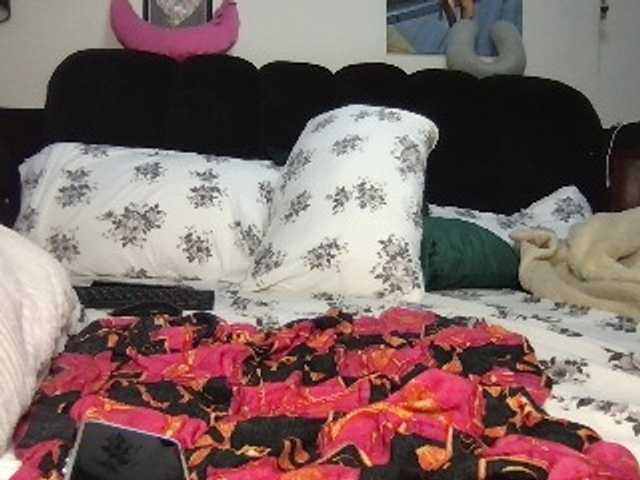 chocopetite's BongaCams show and profile