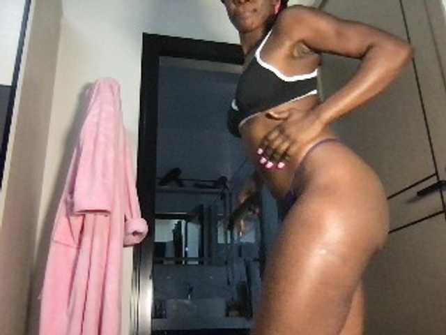 chocopetite's BongaCams show and profile