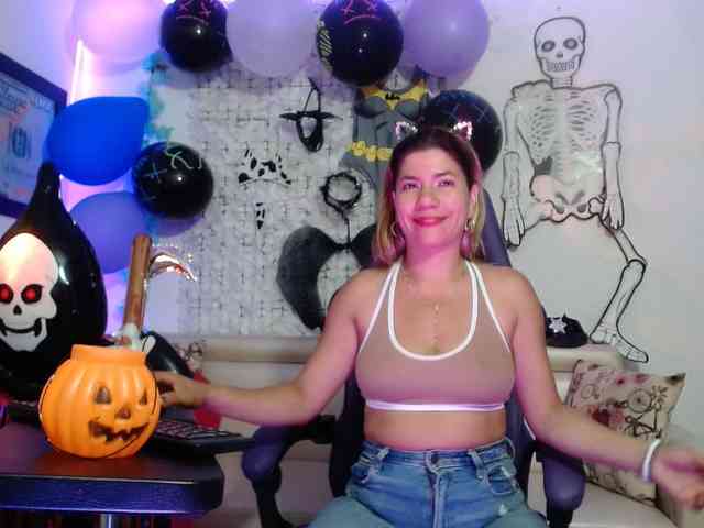 hot-sexy-bunny webcam