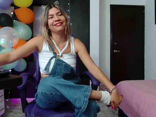 hot-sexy-bunny webcam