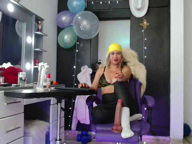 hot-sexy-bunny webcam