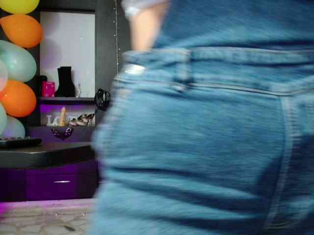 hot-sexy-bunny webcam