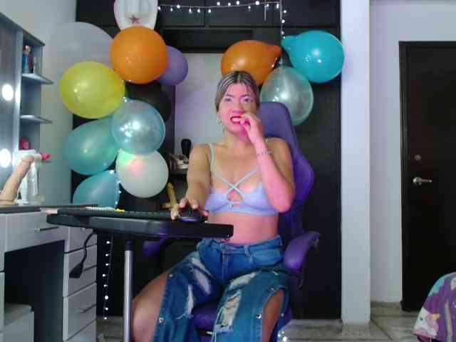 hot-sexy-bunny webcam