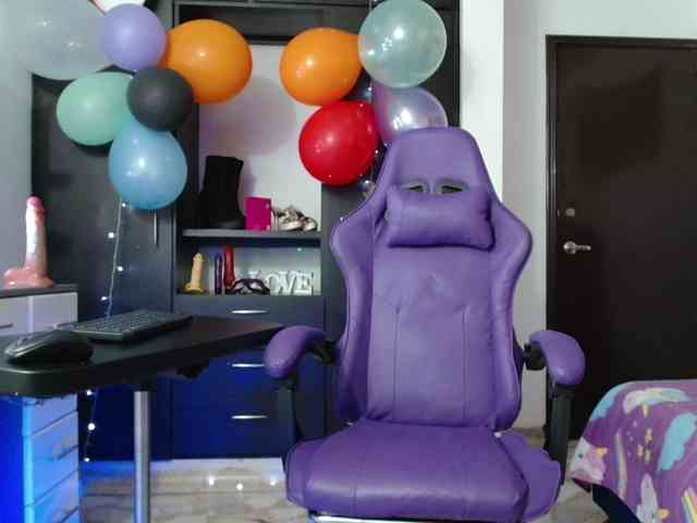 hot-sexy-bunny webcam