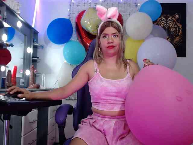 hot-sexy-bunny webcam