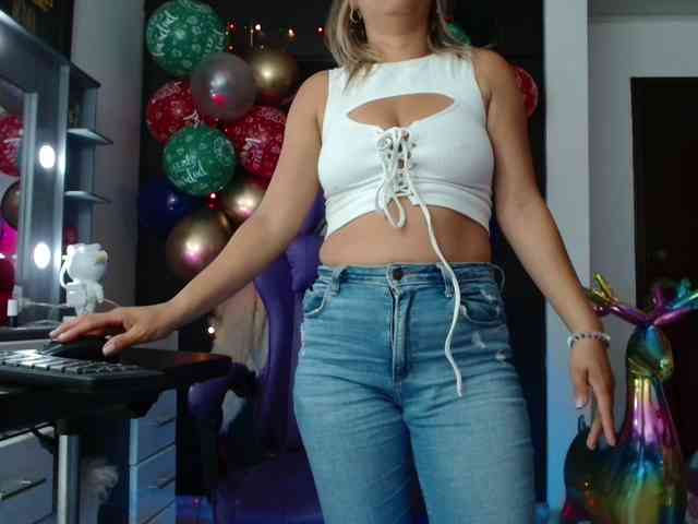 hot-sexy-bunny webcam