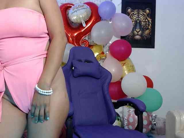 hot-sexy-bunny webcam