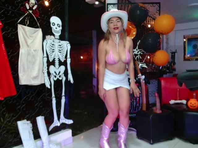 hot-sexy-bunny webcam