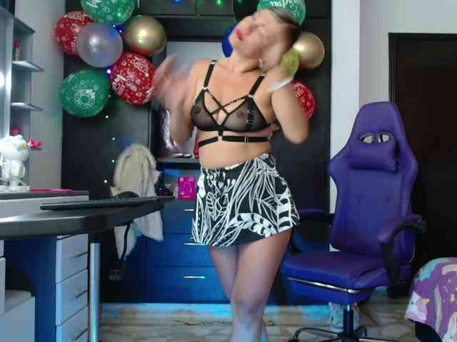 hot-sexy-bunny webcam