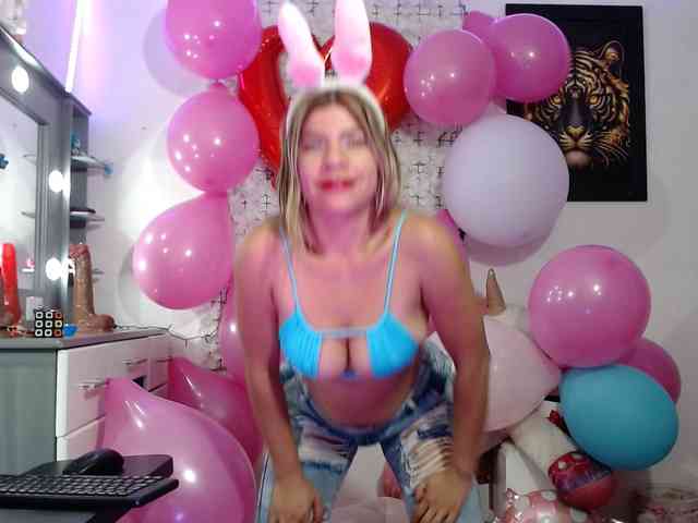 hot-sexy-bunny webcam