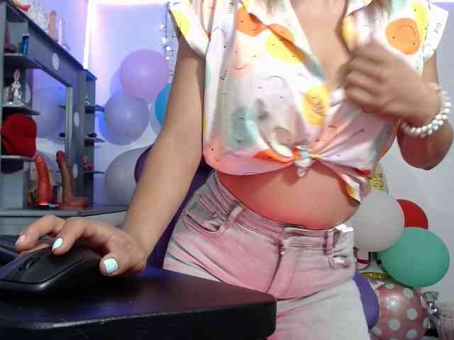 hot-sexy-bunny webcam