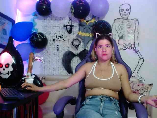 hot-sexy-bunny webcam
