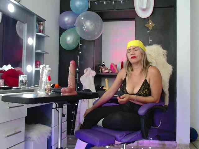 hot-sexy-bunny webcam