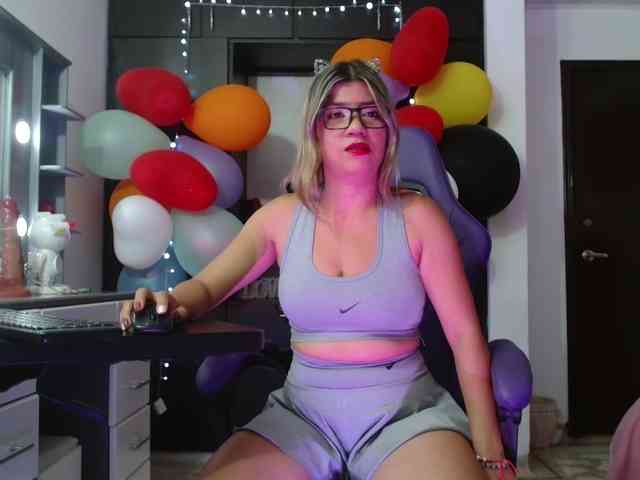 hot-sexy-bunny webcam