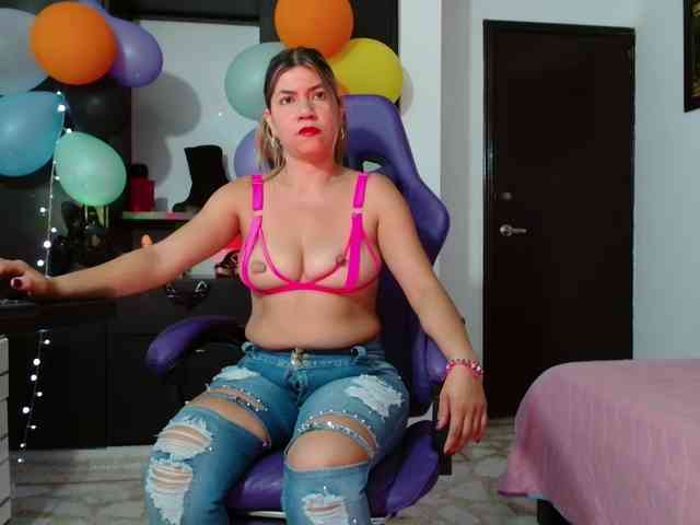 hot-sexy-bunny webcam